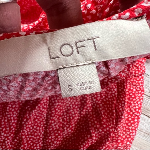 💚Loft red heart print top - Picture 7 of 8